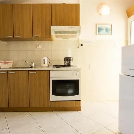 Kristo * Traù